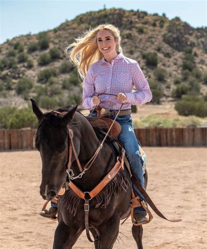 Does Amberley Snyder Have a Husband? Her Bio, Wedding, Net Worth, Kids
