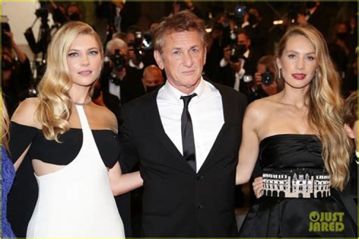 Does Sean Penn Have Children, Wikipedia, Wiki, Illness, Wife, Age