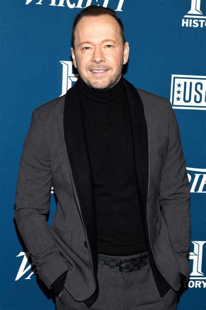 Donnie Wahlberg Leaves 2,020 Tip at IHOP to Celebrate New Year
