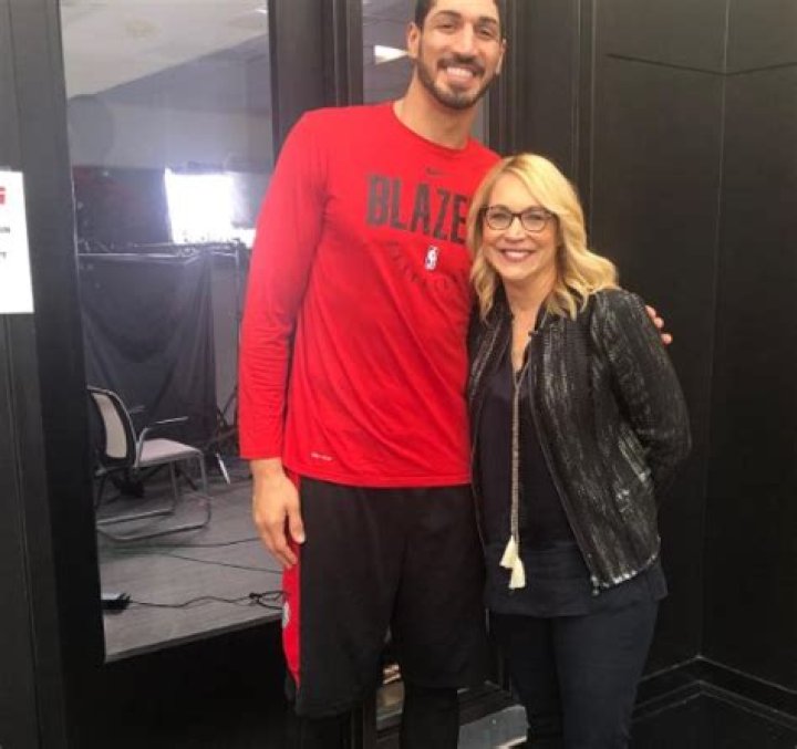 Doris Burke Boyfriend Relationship Status, Children and Divorce