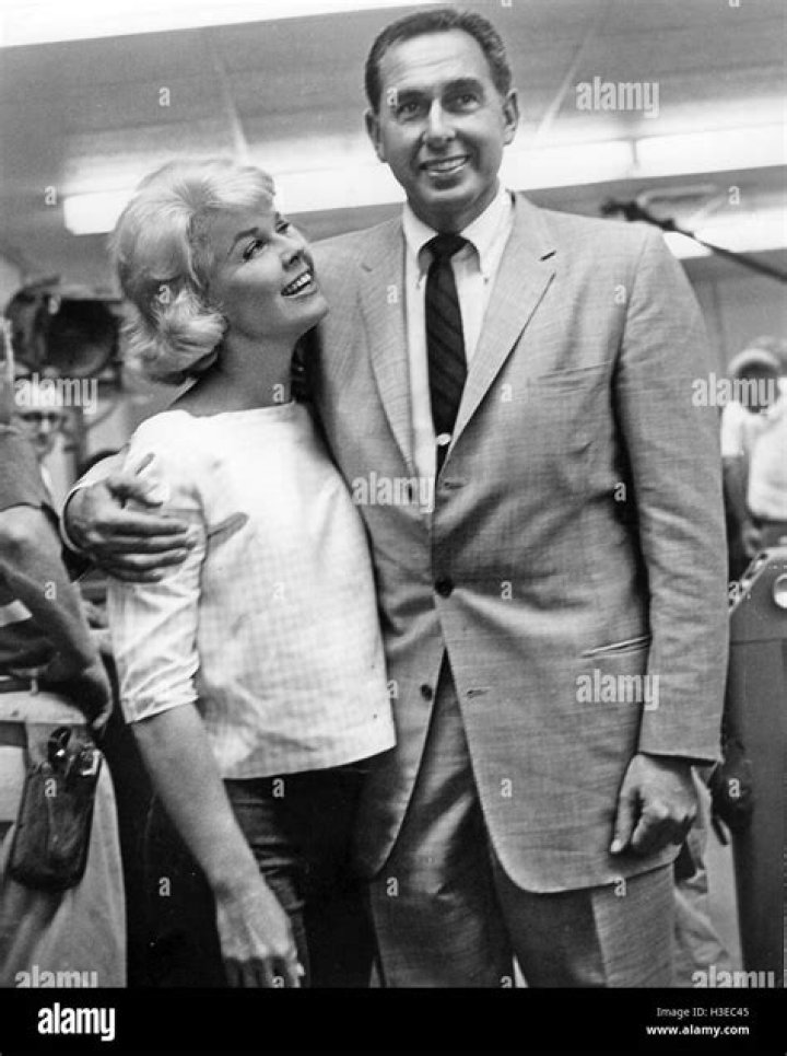 Doris Day and Marty Melcher Doris day movies, Classic movie stars, Dory
