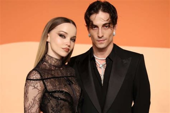 Dove Cameron Partner Dove Cameron's Ex Thomas Doherty Spotted PDAing
