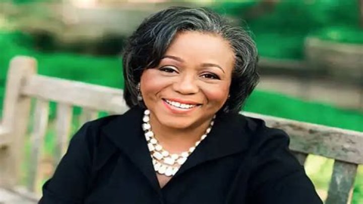 Dr Carla Crummie Age, Career, Dr Tony Evans New Wife NEWSTARS Education