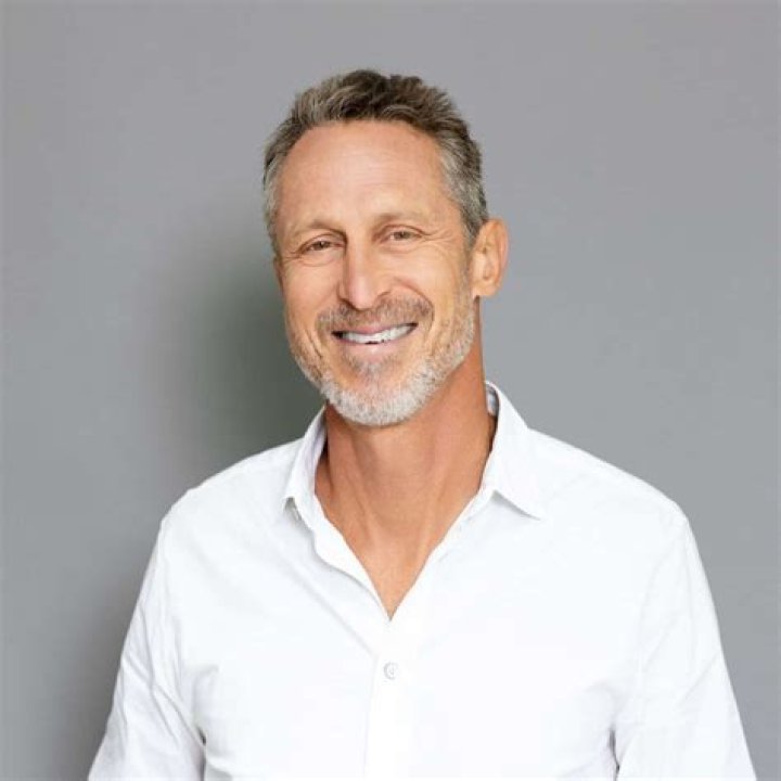 Dr. Mark Hyman Talks Functional Medicine, COVID19 Food Tank