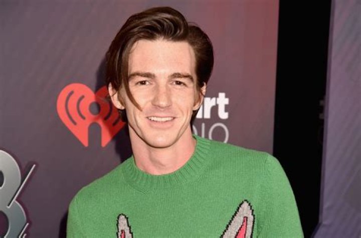 Drake Bell Is Now A Mexican Pop Star By The Name Of Drake Campana