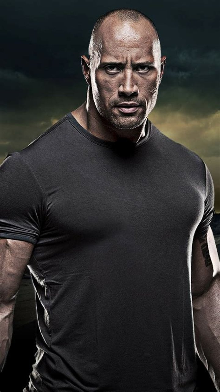 Dwayne 'The Rock' Johnson gives his mom a new home for Christmas in
