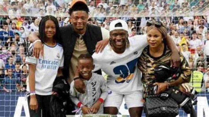Eduardo Camavina wife Is Camavinga married?