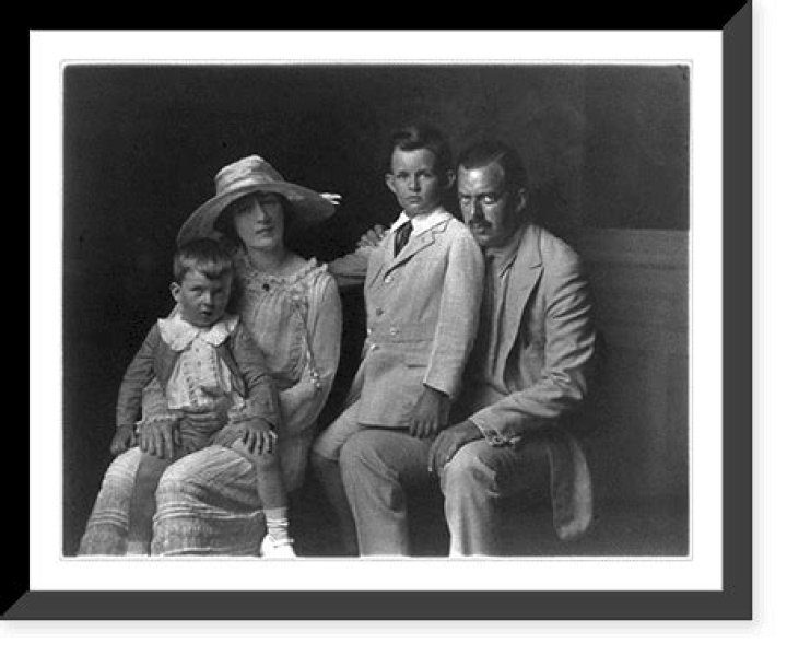 Edward Beale Mclean, Son Of The Photograph by Everett