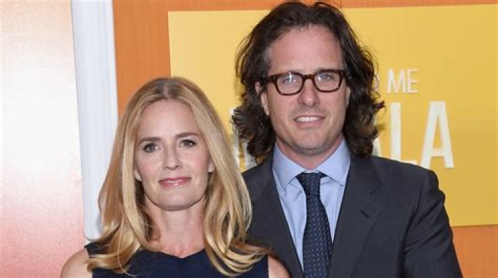 Elisabeth Shue Husband, Children, Net Worth, Wiki, Family