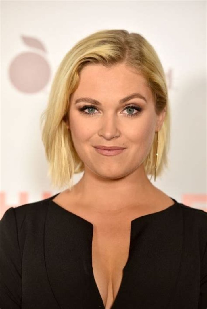 Eliza Taylor HawtCelebs