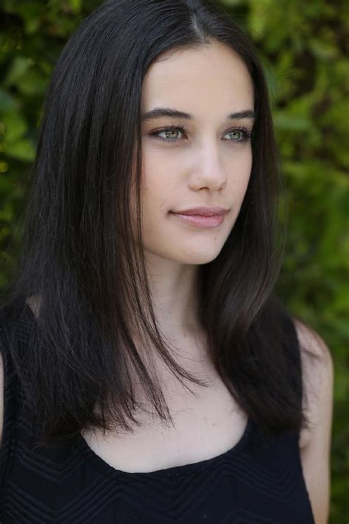 Ella Bleu Travolta IMDb