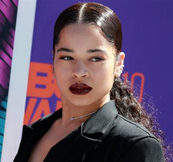 Ella Mai Wiki, Age, Biography, Husband, Children, Family, Siblings
