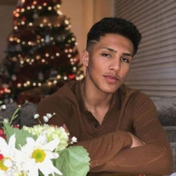 Emiliano Vargas Age Wiki, Net worth, Bio, Height, Girlfriend?