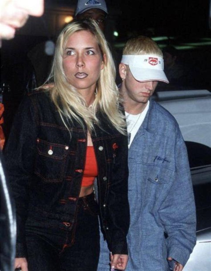 Eminem And Kim Getting Back Together... AGAIN? ThatViralFeed