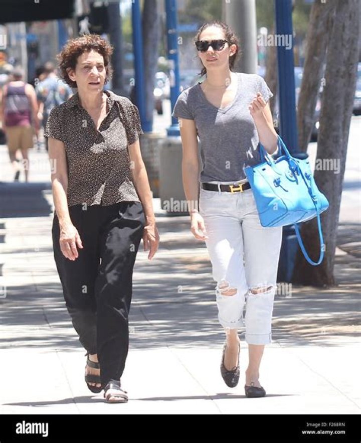 Emmy rossum and cheryl rossum High Resolution Stock Photography and