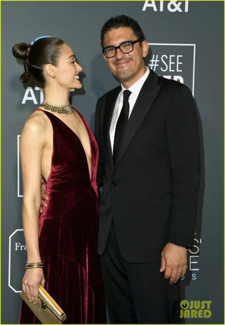 Emmy Rossum Couples Up With Husband Sam Esmail at Critics' Choice