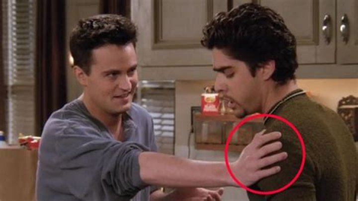 Exploring Mathew Perry's Finger: A Comprehensive Analysis