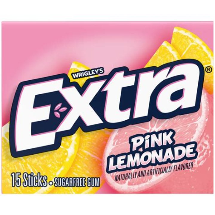 Extra Gum "The Story of Sarah & Juan" ♫♪ Song Can't Help Falling in