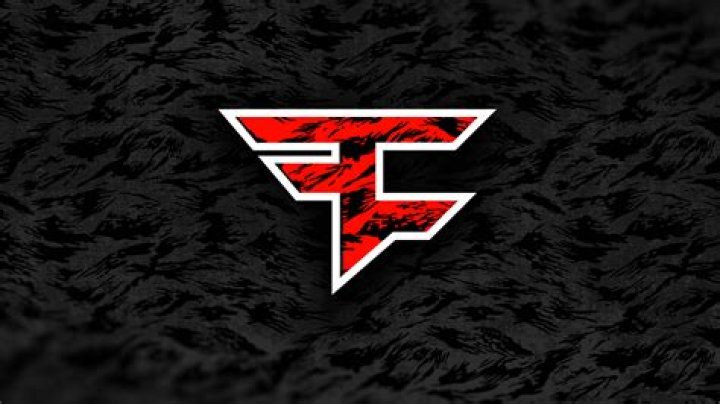 FaZe Clan's Contract With Tfue Leaks, FaZe Banks Acknowledges Its Terms
