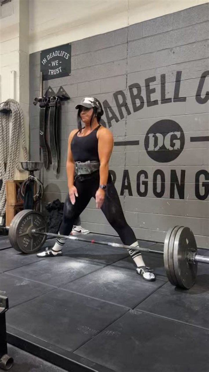 Female Muscle Fan💪 on Twitter "Sara Saffari"