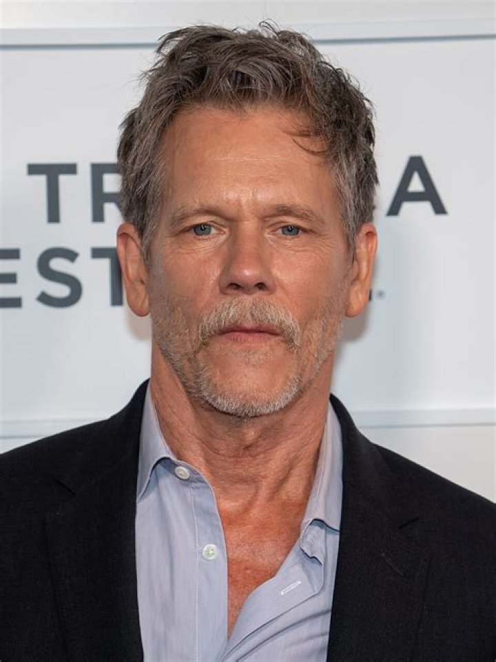 FileKevin Bacon ComicCon 2012.jpg Wikimedia Commons