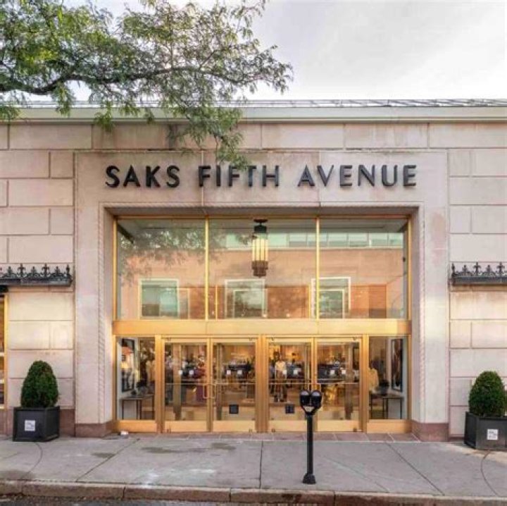 Find The Closest Saks Fifth Avenue Store Near You