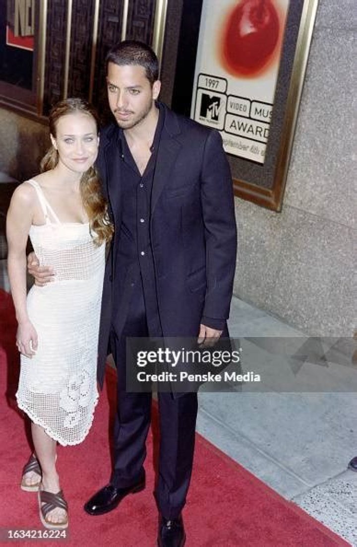 Fiona Apple and David Blaine, 1997 Celebrity Couples at the MTV VMAs