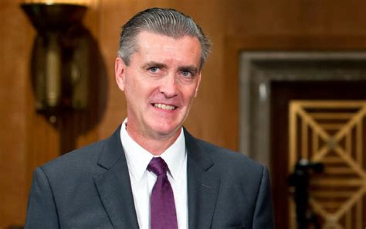 Former top State official to plead guilty for helping Qatar