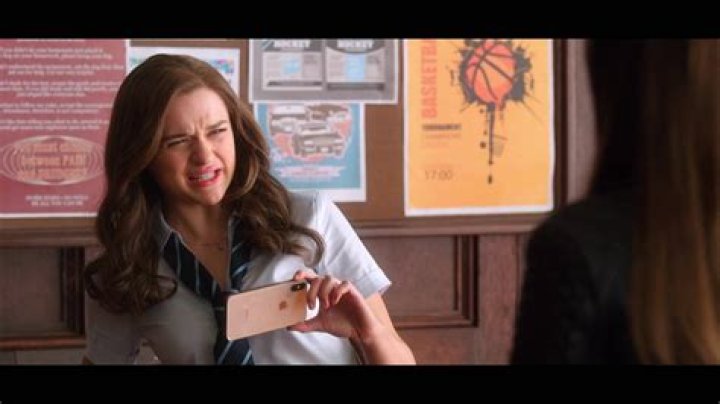 Free download The Kissing Booth 2's Taylor Zakhar Perez Goes