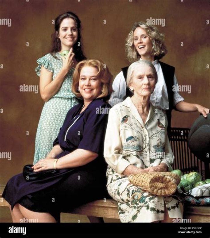 Fried Green Tomatoes (1991) Kathy Bates Photo (30819276) Fanpop