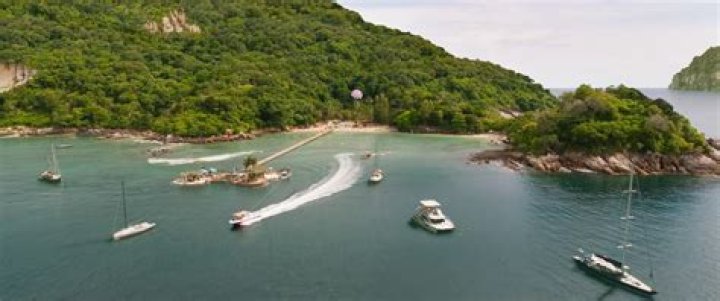 Fun Island From Meg 2: The True Story