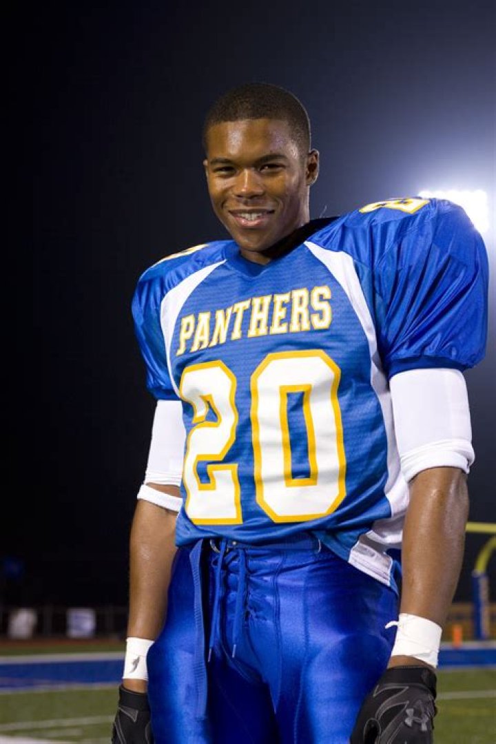 Gaius Charles as Smash Williams Friday Night Lights Photo (39941735