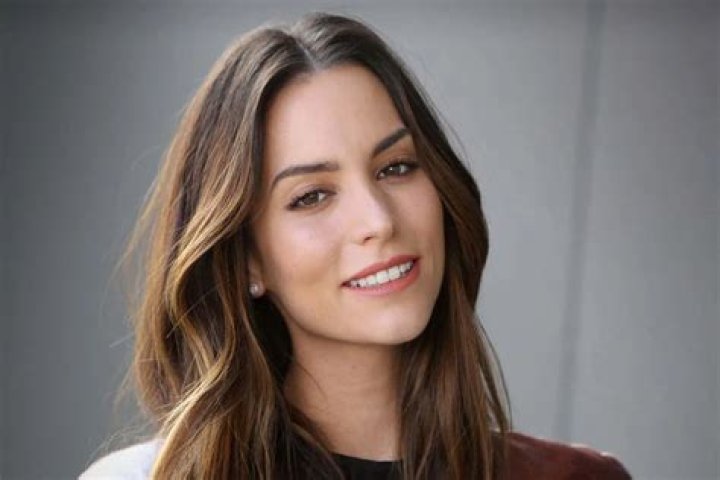 Genesis Rodriguez Age, Net Worth, Boyfriend, Family, Siblings and