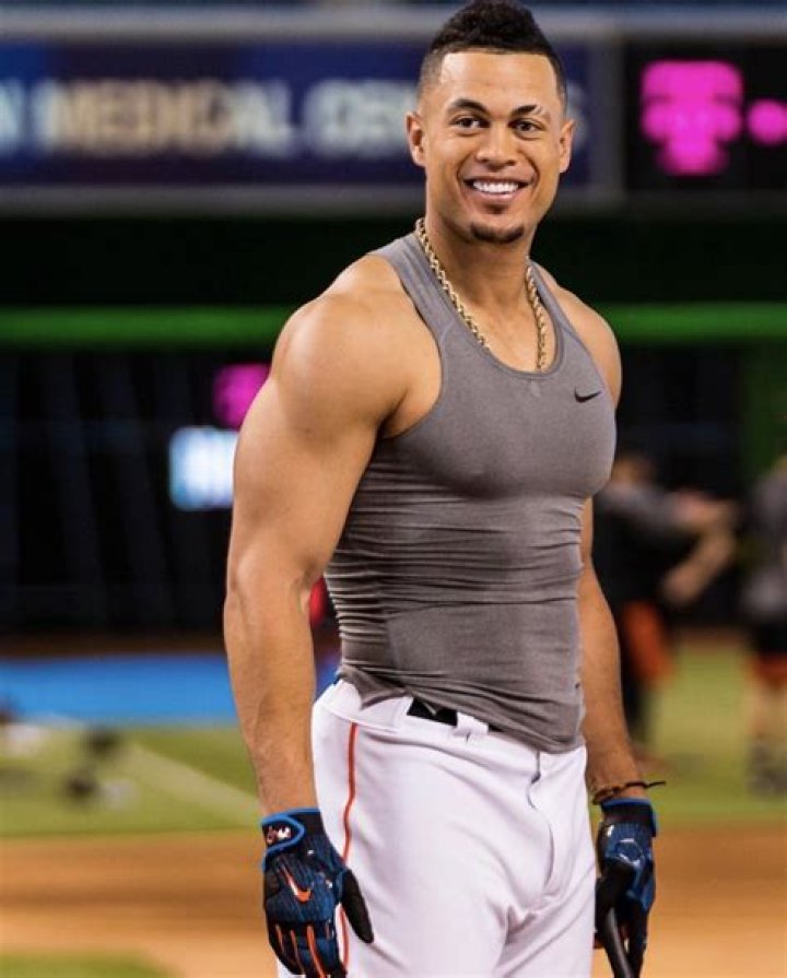 Giancarlo Stanton's Wife Is he married to his girlfriend? 73buzz