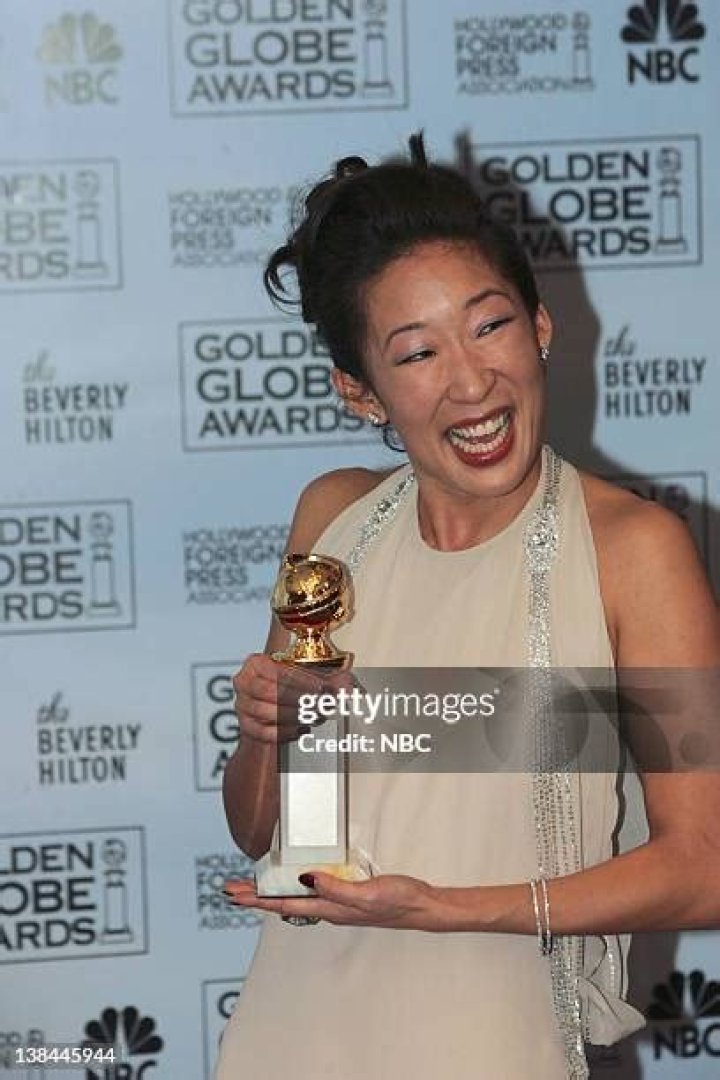 Golden Globe Winner Sandra Oh's Adorable Moments With Her Parents