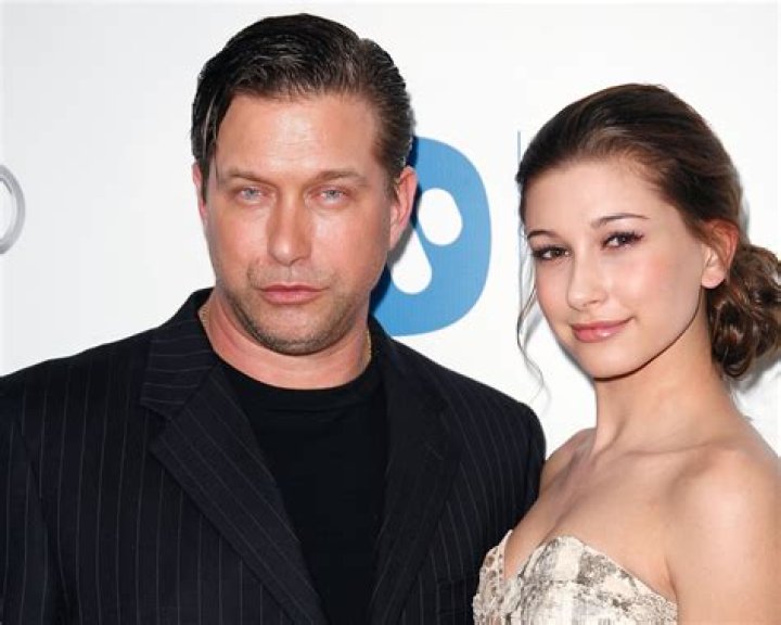 Hailey Baldwin Parents Hailey Baldwin (Justin Bieber's wife) Wiki
