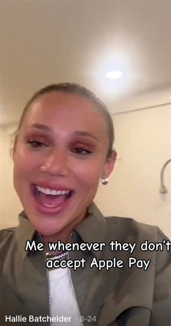 Hallie Batchelder is so cringe r/NYCinfluencersnark
