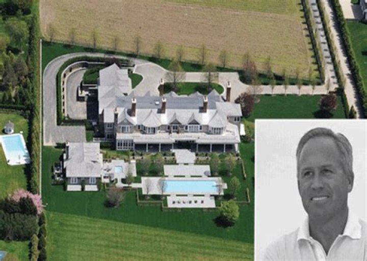 Hamptons Builder Joe Farrell Is Flipping a Park Avenue Penthouse After