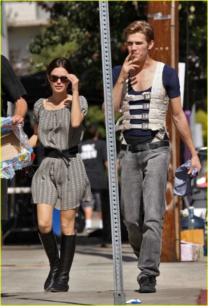 Hayden Christensen Girlfriend 2022