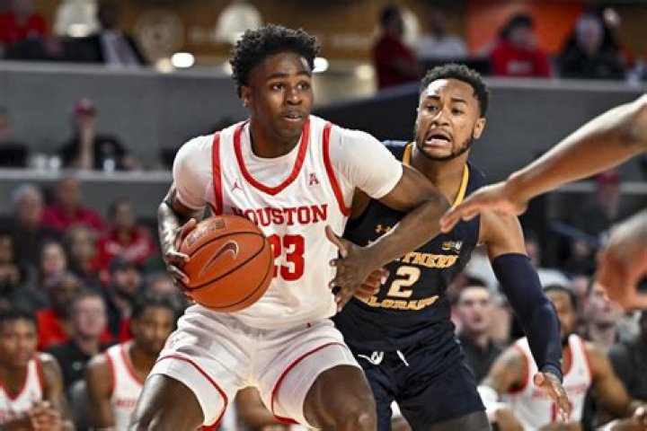 Houston guard Terrance Arceneaux has torn Achilles, will miss rest of