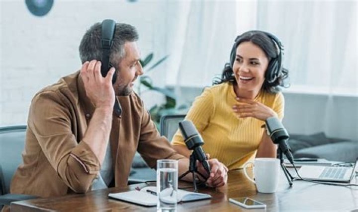 How Much Do Radio Hosts Make? The Average Radio Host Salary