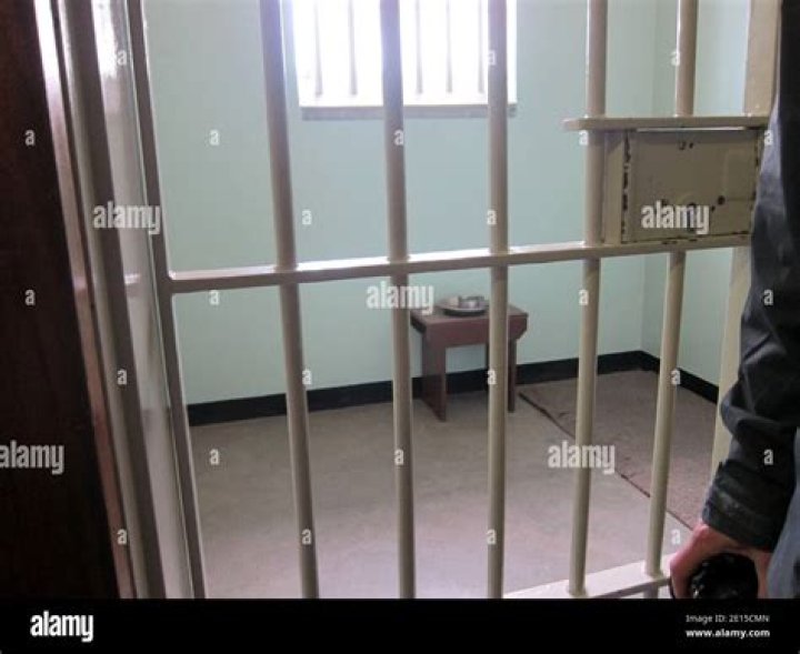 Imprisoned 'psychic' testifies she regrets going to trial in 17M