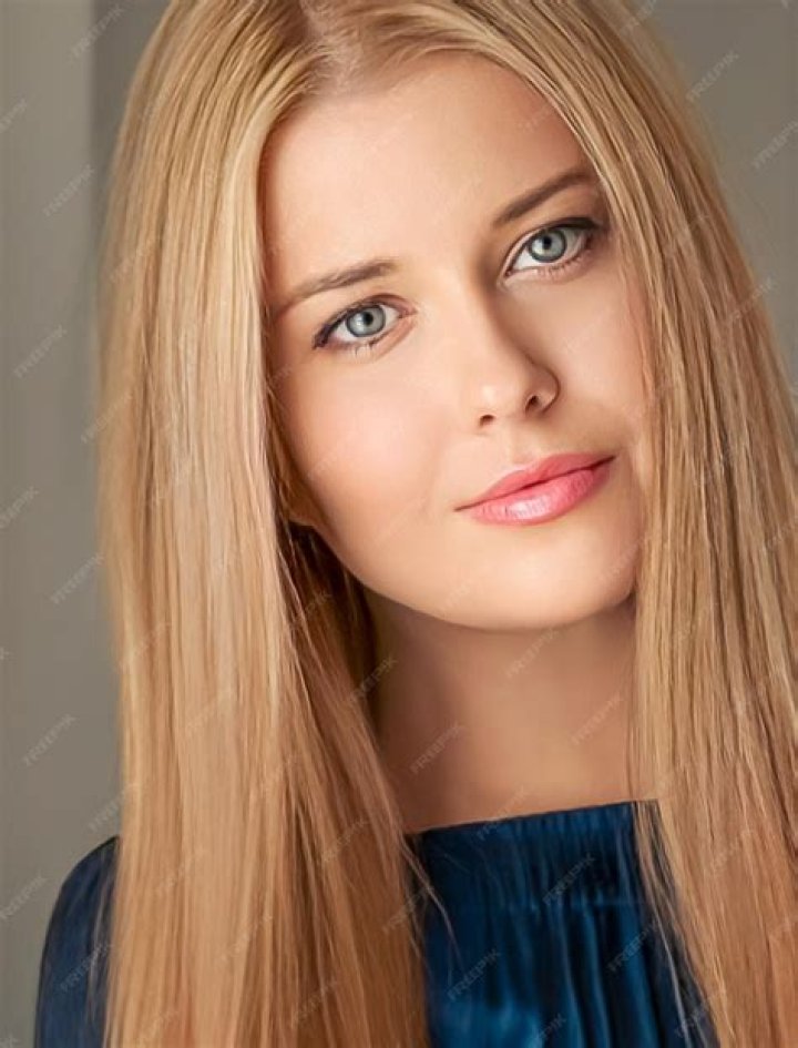 Incredibly beautiful woman blond portrait free image download
