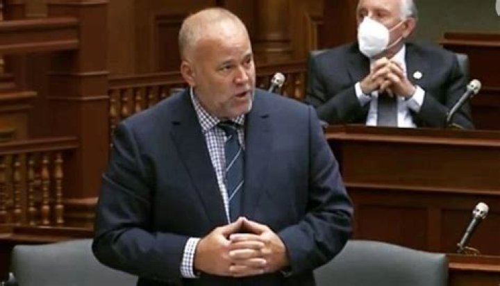 INQUINTE.CA MPP Todd Smith to join Progressive Conservative Party