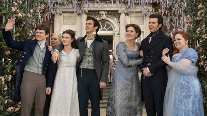 Is Bridgerton's Jonathan Bailey Dating Anyone?