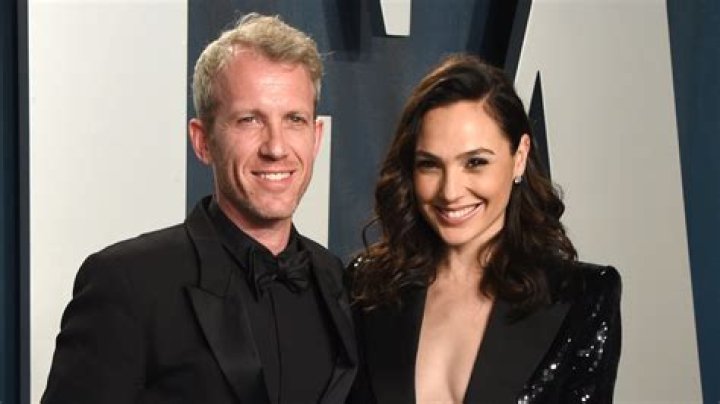 Is Gal Gadot Married? Uncover The Truth