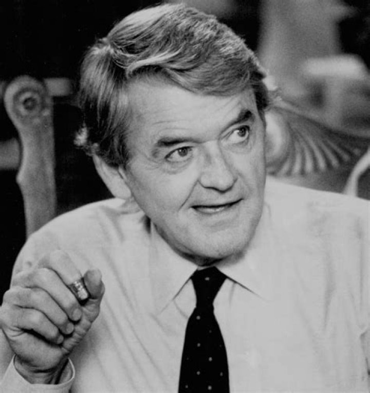 Is Hal Holbrook Still With Us? The Ultimate Update