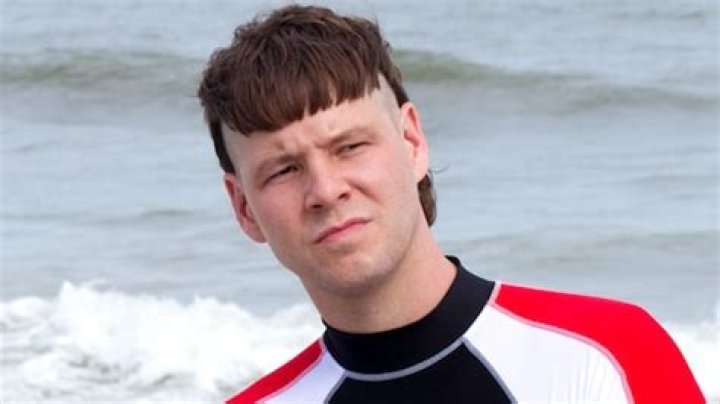 Ivan Dochenko played by Ike Barinholtz on Eastbound & Down Official