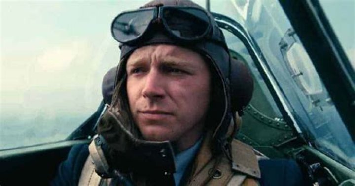 Jack Lowden as Collins in Dunkirk Jack lowden, Dunkirk, Jack lowden