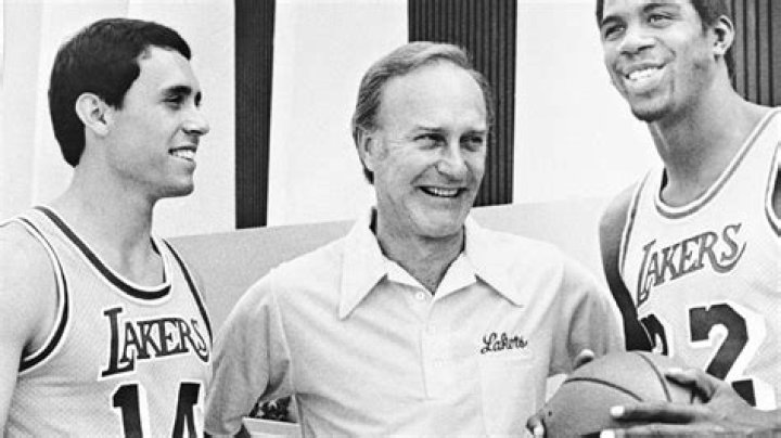 Jack McKinney All Things Lakers Los Angeles Times